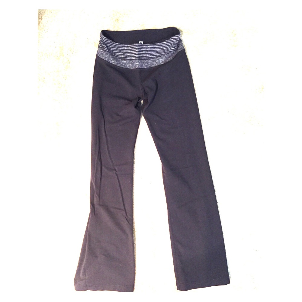 Lululemon yoga pants